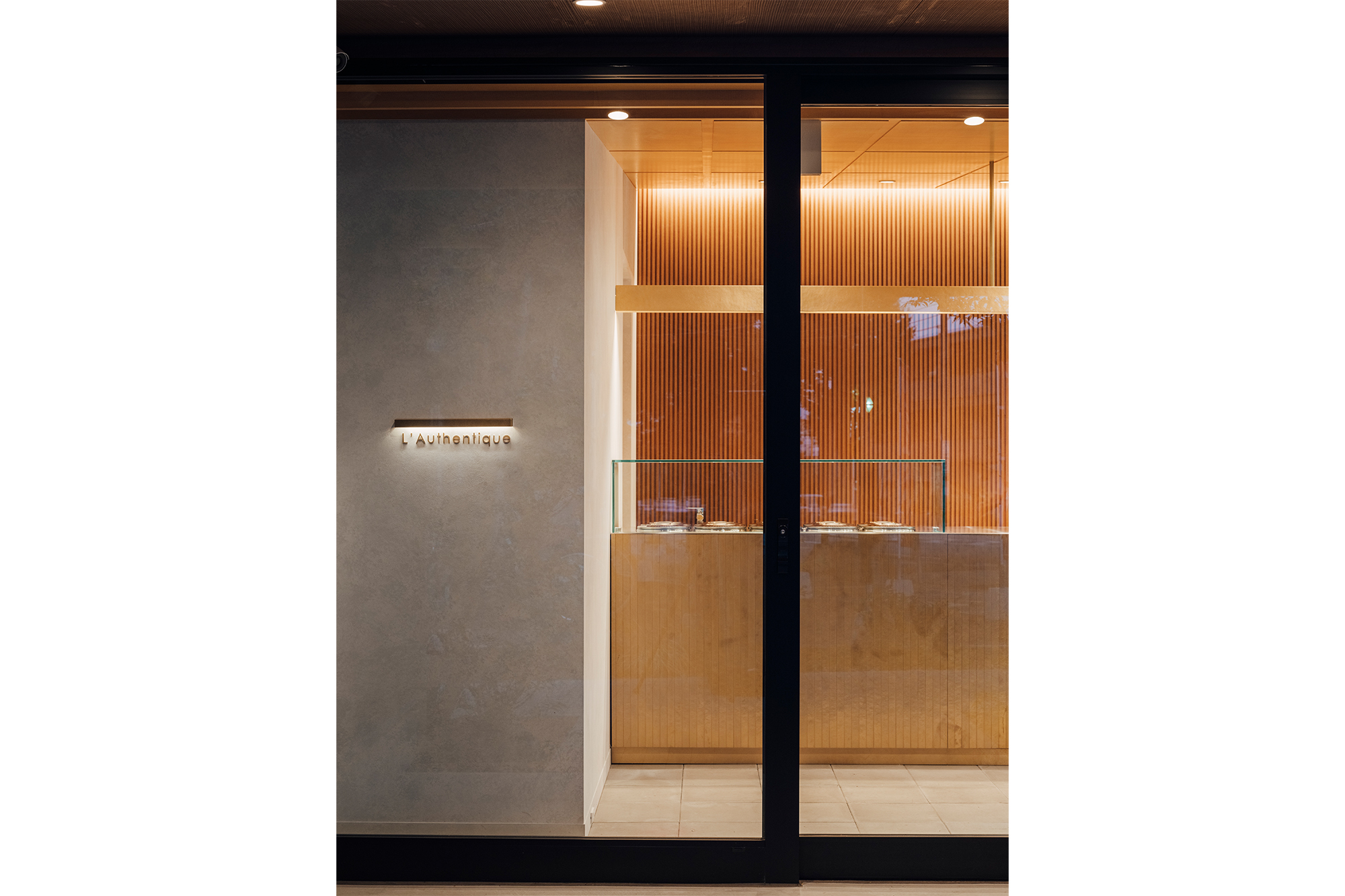 L'Authentique　Glace et Chocolat