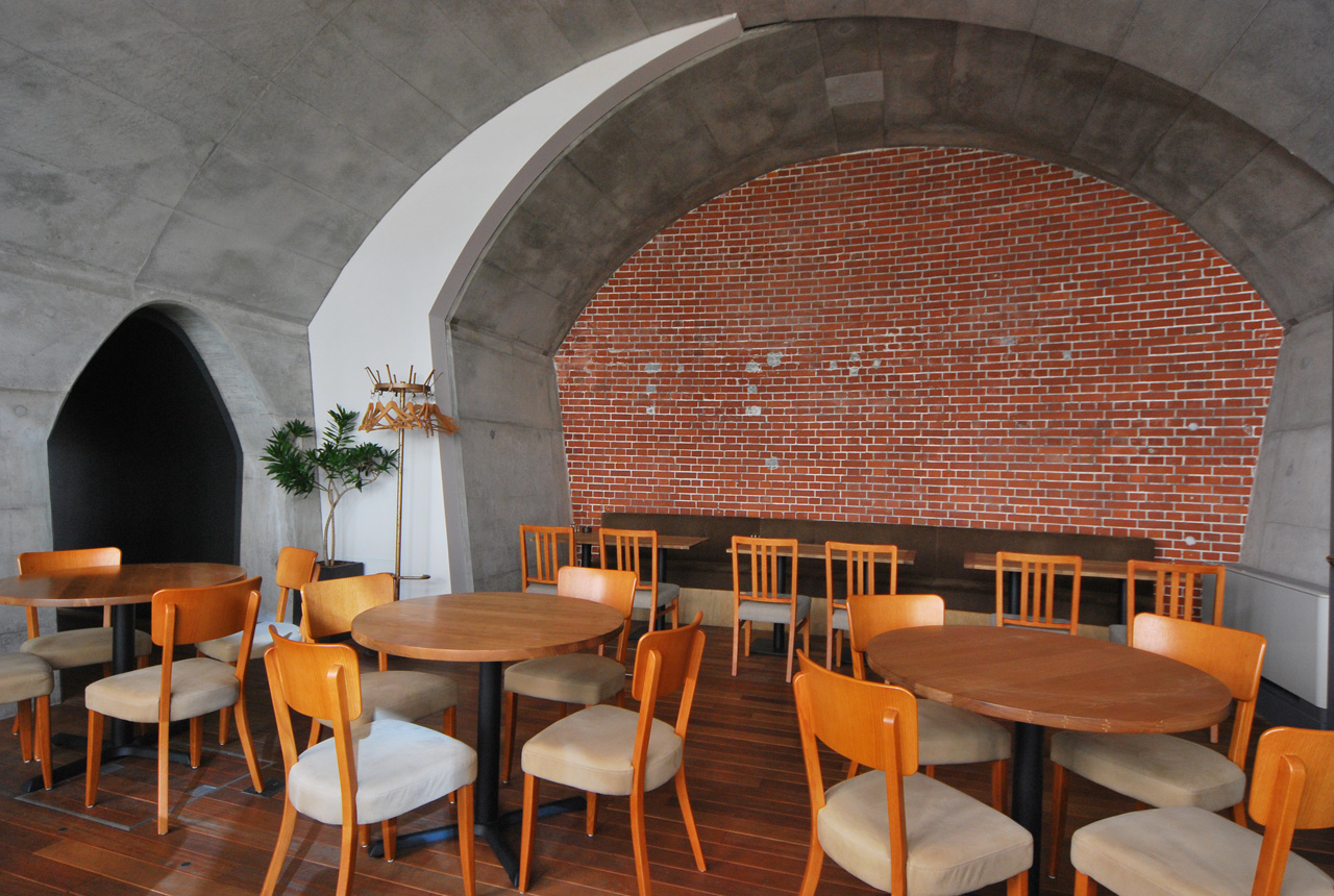 mAAch ecute 神田万世橋